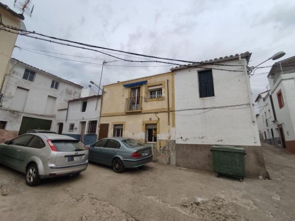 Chalet wolnostojący na sprzedaż w Casa o chalet en Calle Ollerías, 16, Torrejoncillo, Torrejoncillo thumbnail 1