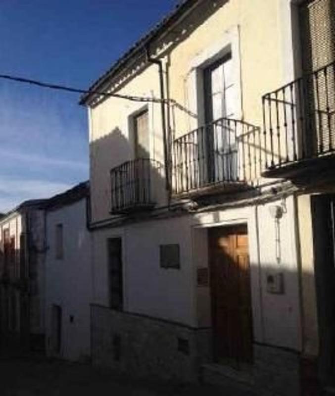 Sprzedaż mieszkania w Piso en Calle Beato Diego de Cádiz, 16, Centro, Ubrique, Ubrique
photo 1