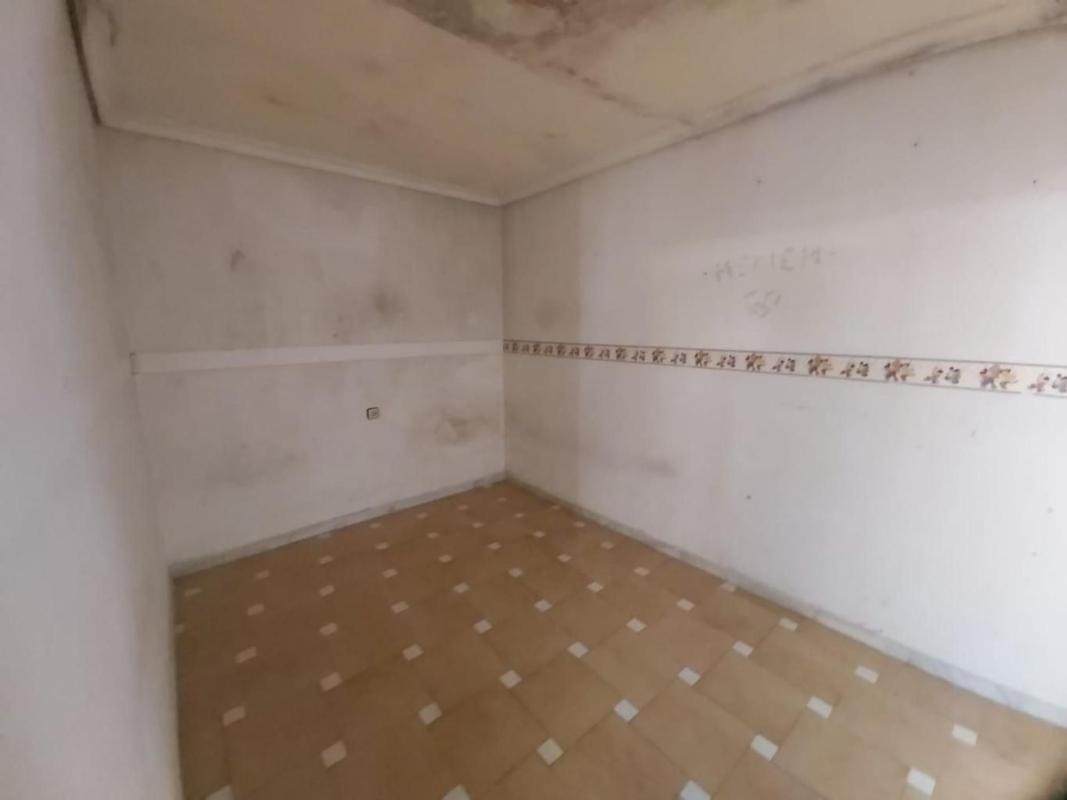 Venta de piso en Piso en Calle Valladolid, 49, Puerta Europa-Virgen de la Palma-Estación, Algeciras, Algeciras
photo 4