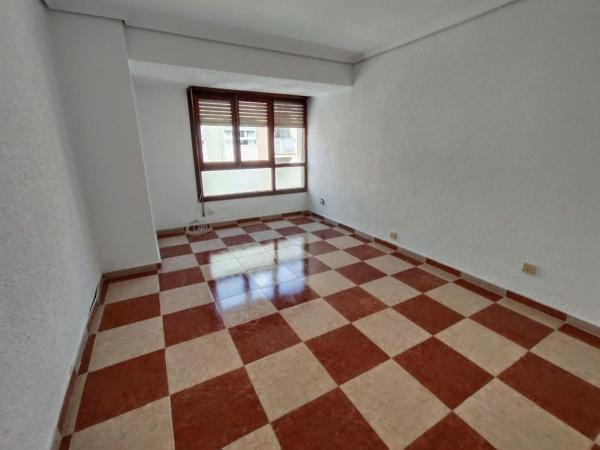 Sale of flat in Piso en Calle Monsenyor Fernando Ferris, 16, Onda, Wave
thumbnail 1