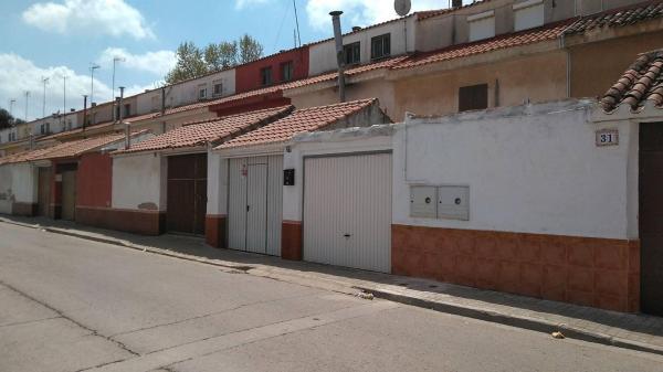 Частный шале на продаже в  Casa o chalet en Calle los Olivos, 33, Tomelloso, Томельосо photo 3
