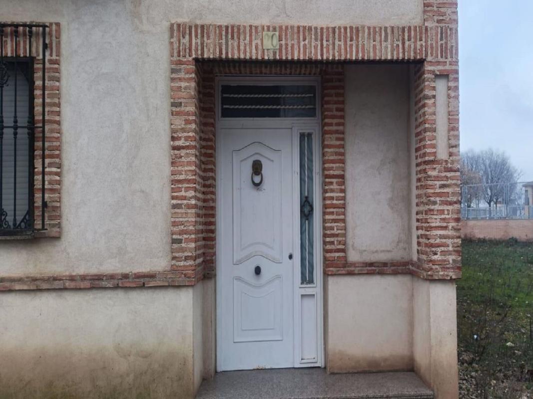 Sprzedaż niezależnego domku jednorodzinnego w Casa o chalet en Calle Villarrubia de los Ojos, 20, Daimiel, Daimiel photo 1