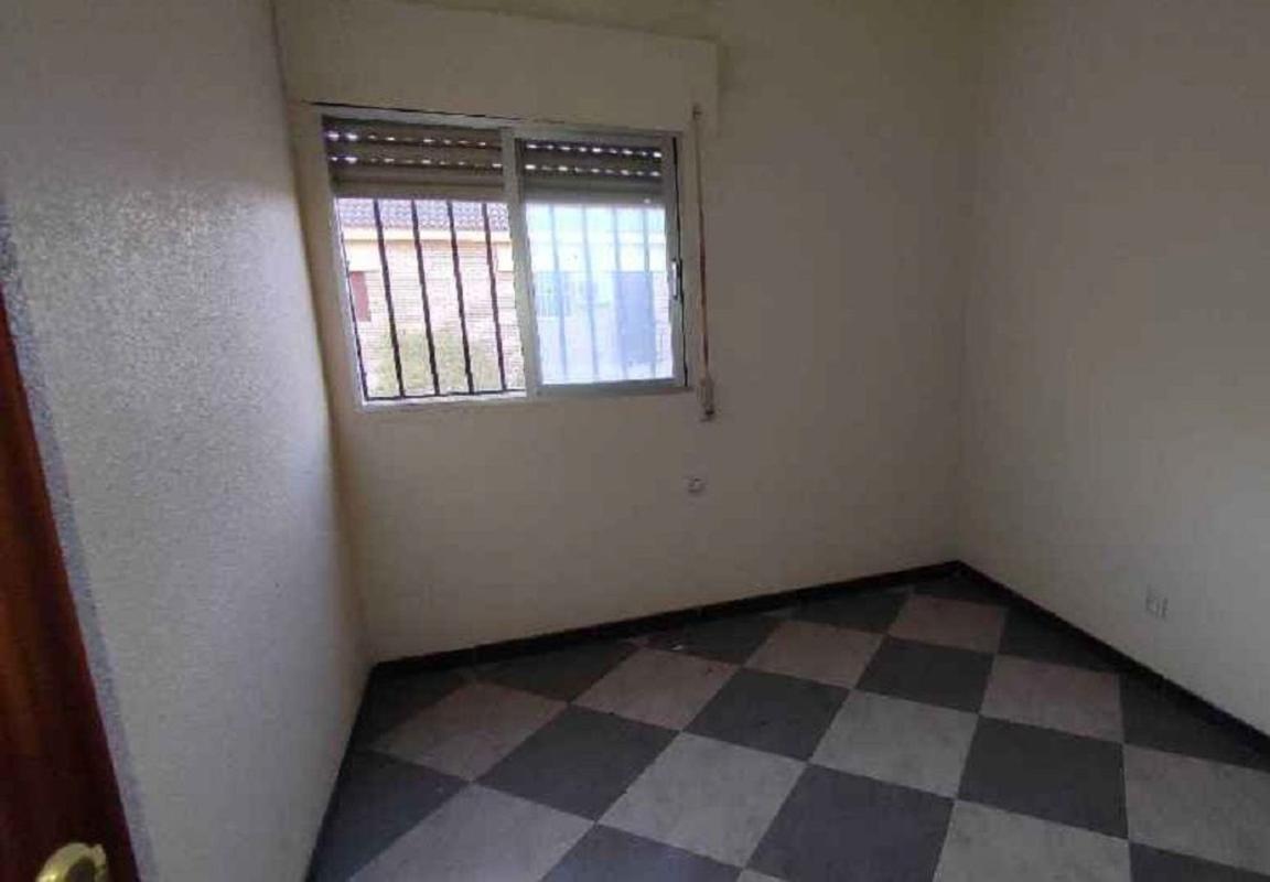 Venta de piso en Piso en Barriada Cerro Crespo Primera Fase, 26, Aguilar de la Frontera, Aguilar de la Frontera
photo 3