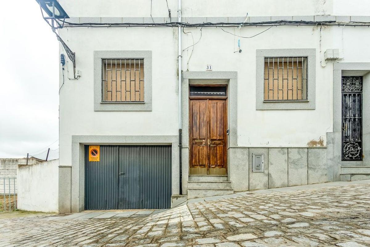 Venta de piso en Piso en Calle Costanilla, 33, Dos Torres, Dos Torres
photo 1