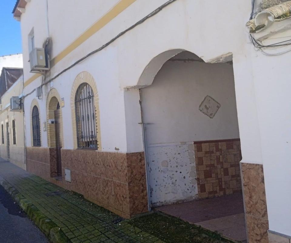 Продажа отдельного шале в  Casa o chalet en Calle Nueva, 15, Fuente Palmera, Фуэнтепалмера photo 2