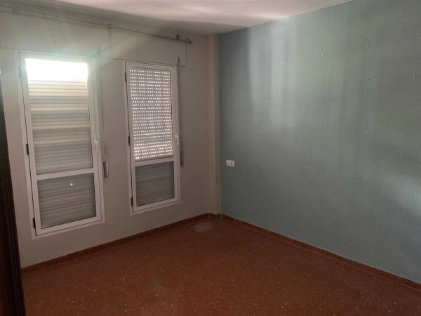 Venta de piso en Piso en Calle Libertador Hidalgo y Costilla, 9, Sector sur - Santa Cruz, Córdoba, Córdoba
 photo 2