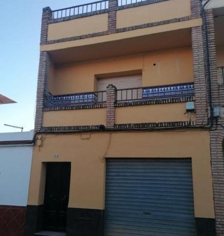 Chalet independiente en venta en Casa o chalet en Alcolea, Córdoba, Córdoba
 photo 1