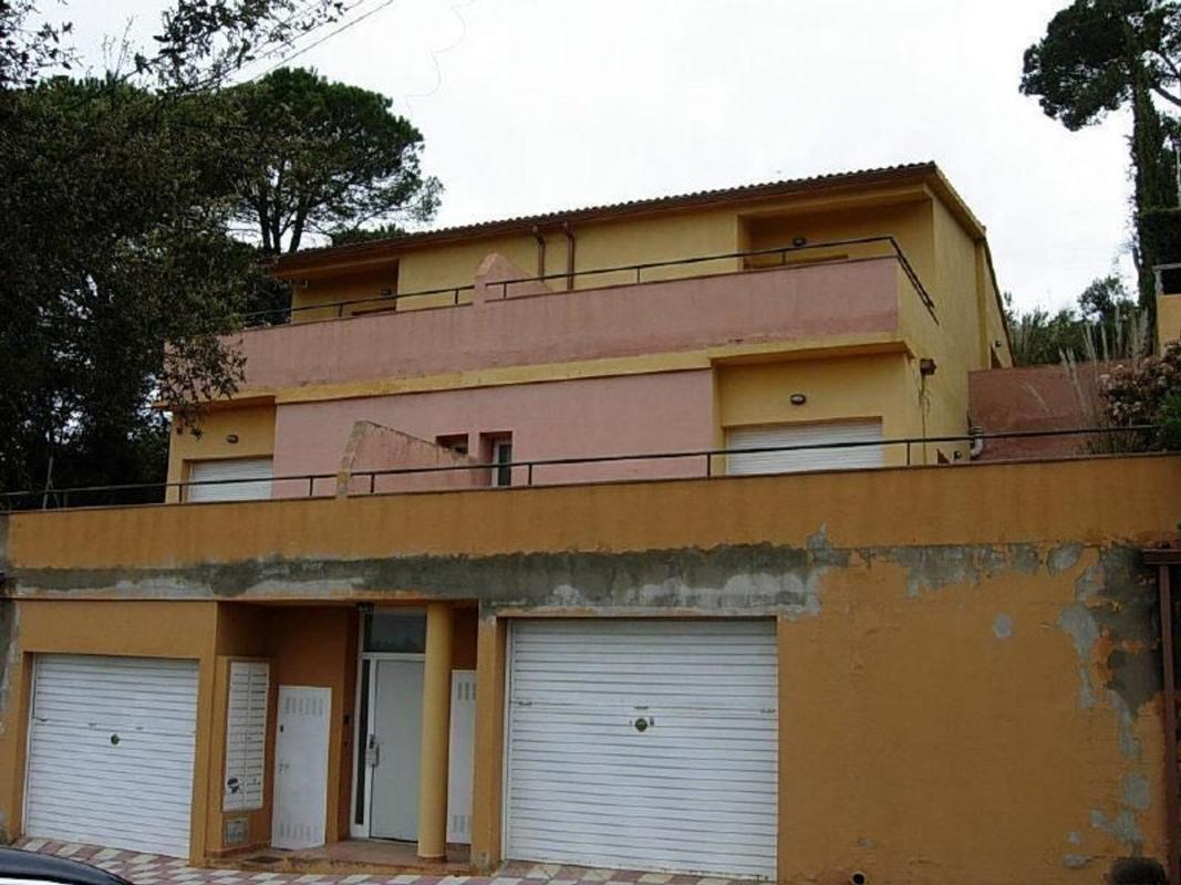 Sprzedaż niezależnego domku jednorodzinnego w Casa o chalet en Calle Roser, 85 b, Aiguaviva Parc, Vidreres, Vidreres photo 1