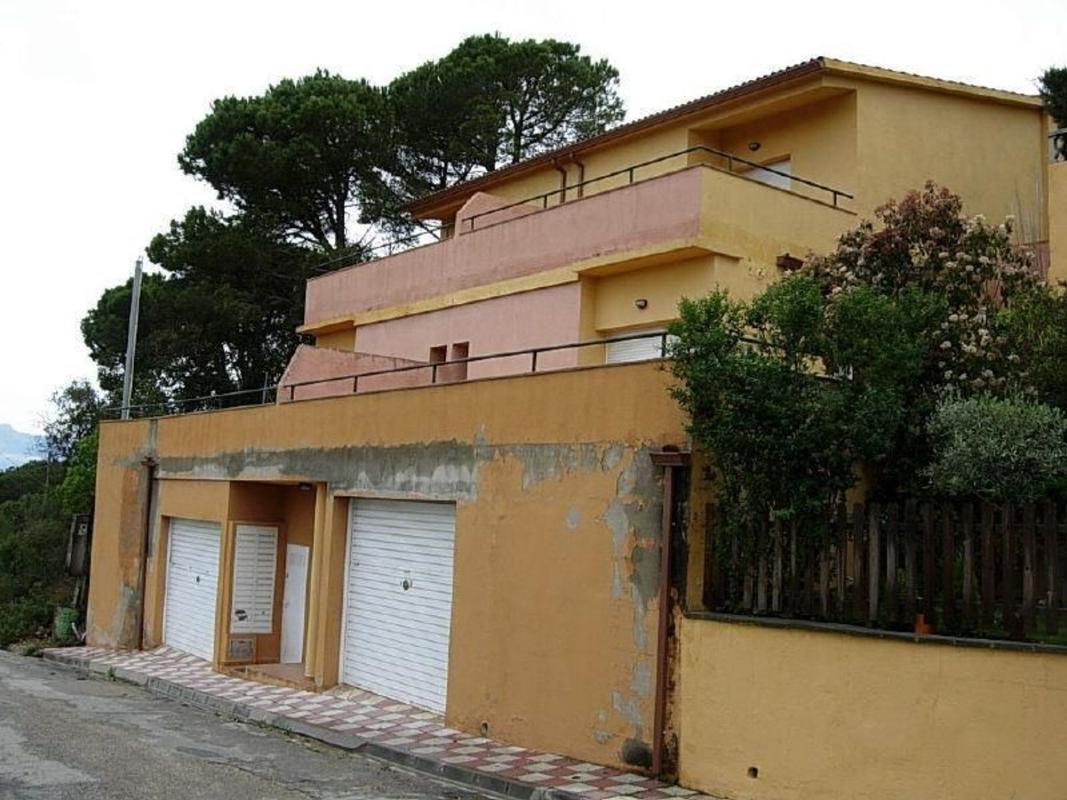 Sprzedaż niezależnego domku jednorodzinnego w Casa o chalet en Calle Roser, 85 b, Aiguaviva Parc, Vidreres, Vidreres photo 2