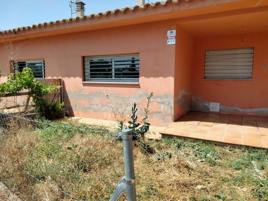 Sprzedaż niezależnego domku jednorodzinnego w Casa o chalet en Calle Garrigues, Caldes de Malavella, Caldes de Malavella photo 1