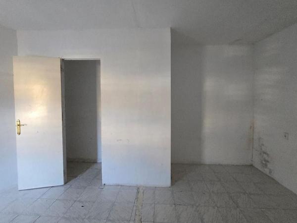 Chalet wolnostojący na sprzedaż w  Casa o chalet en Calle Lepanto, 28, Loja, Loja photo 4