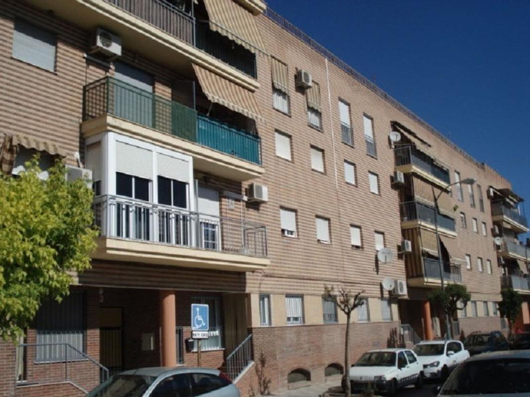 Sprzedaż mieszkania w Piso en Calle Tuca, 2, Santa Fe, Santa Fe
photo 1