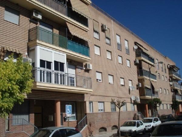 Sprzedaż mieszkania w Piso en Calle Tuca, 2, Santa Fe, Santa Fe
 photo