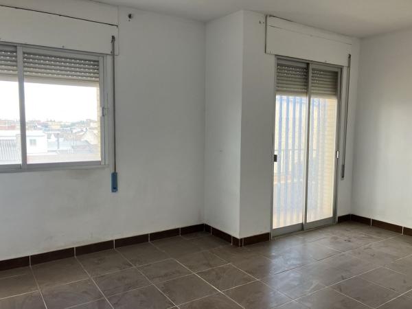 Sprzedaż mieszkania w Piso en Calle Hernán Cortés, 5, Huétor-Tajar, Huétor-Tajar
 photo 4