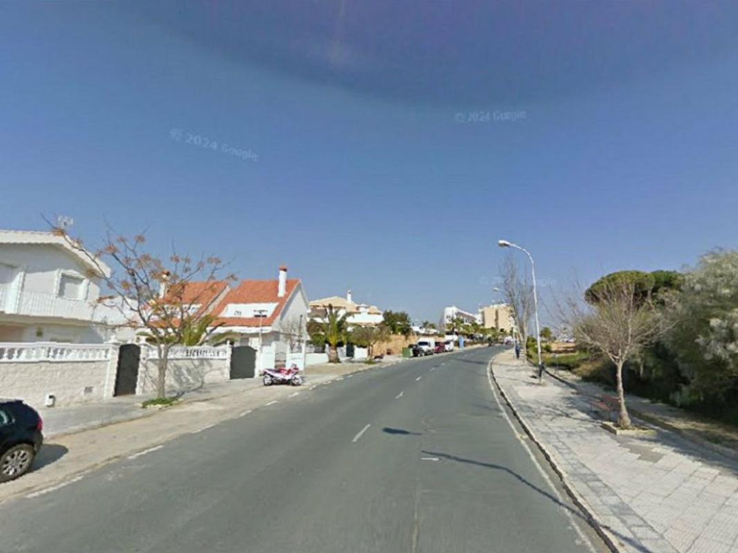Продажа квартиры на Piso en Calle Fuentes, Moguer, Могер
photo 1