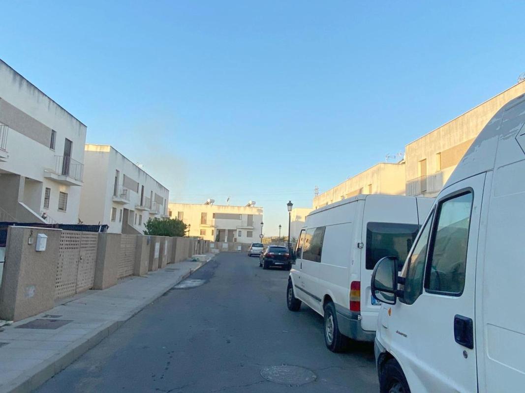 Продажа отдельного шале в Casa o chalet en Calle Pedro Jose Moneva, 1, La Palma del Condado, Ла-Пальма-дель-Кондадо photo 1