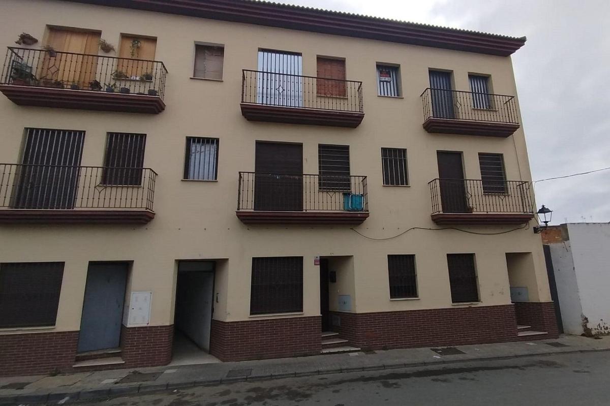 Venta de piso en Piso en Calle Zufre, 2 -4, Gibraleon, Gibraleon
photo 4