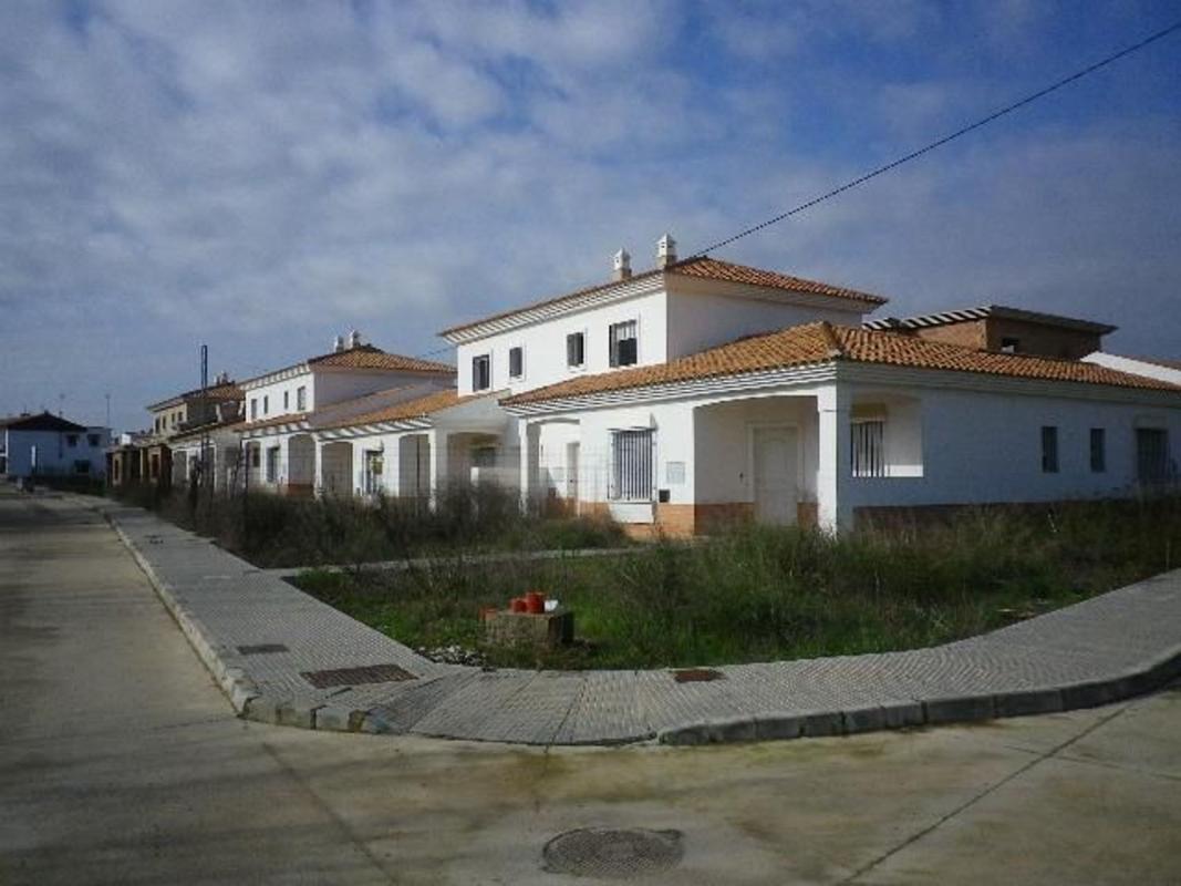 Продажа отдельного шале в Casa o chalet en Avenida de la Torre s/n, San Bartolomé de la Torre, Сан-Бартоломе де ла Торре photo 2