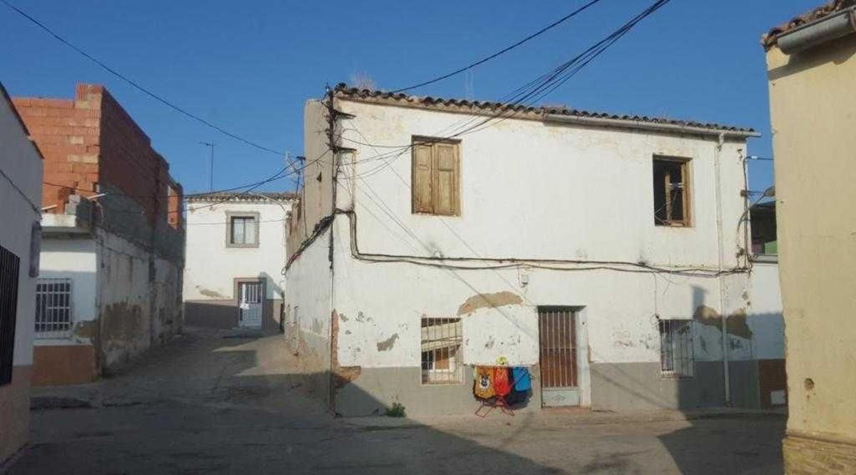 Sprzedaż niezależnego domku jednorodzinnego w Casa o chalet en Calle Vista Alegre Centro, 13, La Paz-Las Américas, Linares, Linares photo 1