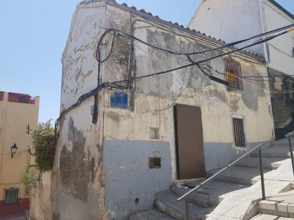 Chalet wolnostojący na sprzedaż w Casa o chalet en Calle Alegría, 1, Ctra. Circunvalación - La Magdalena, Jaén, Jaen photo 1