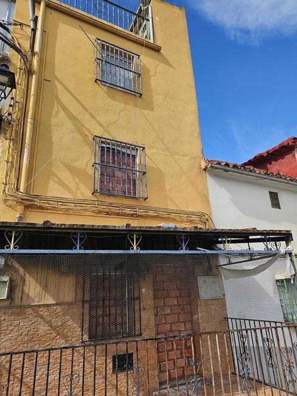 Sprzedaż niezależnego domku jednorodzinnego w Casa o chalet en Calle Molino del Rey, 112, Los Villares, Los Villares photo 2