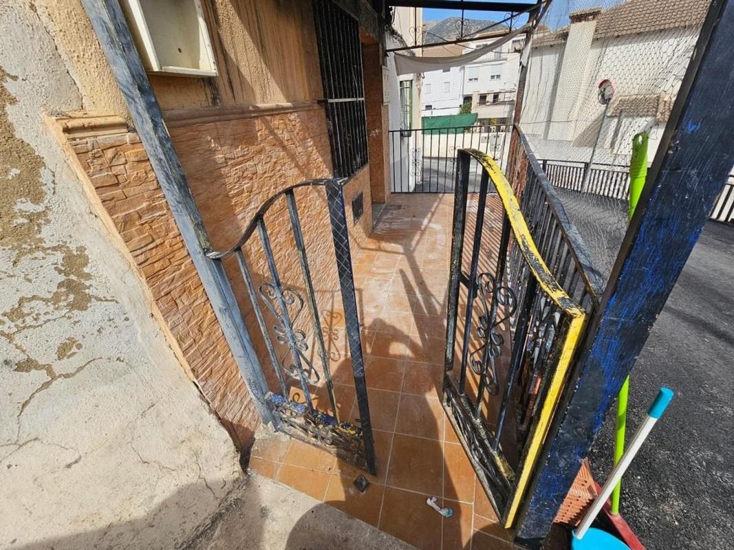 Sprzedaż niezależnego domku jednorodzinnego w Casa o chalet en Calle Molino del Rey, 112, Los Villares, Los Villares photo 3