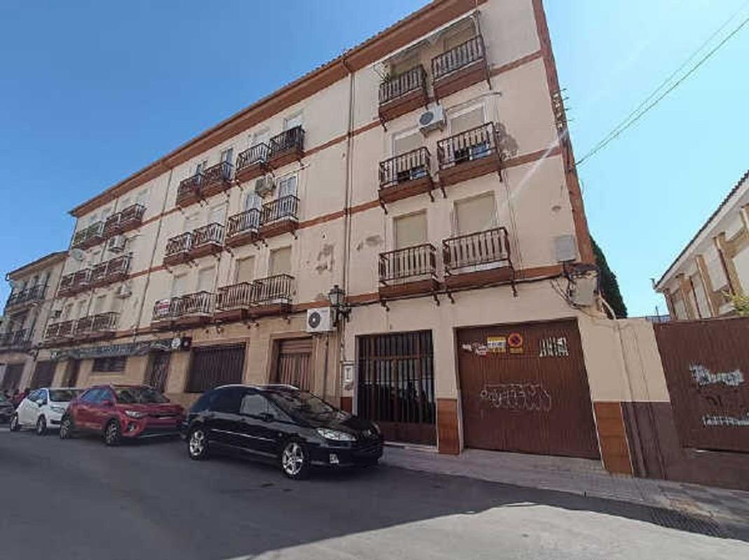 Sprzedaż mieszkania w Piso en Calle Alfredo Calderón, 3, La Carolina, La Carolina
photo 2