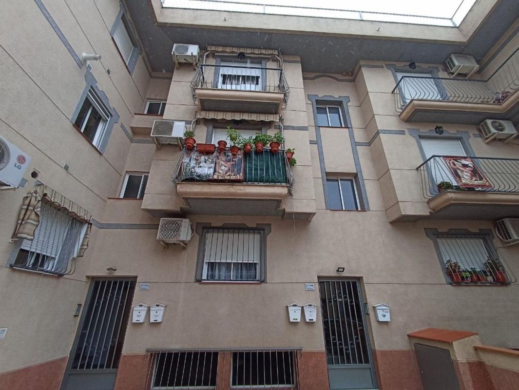 Sprzedaż mieszkania w Piso en Calle Carrera Alta s/n, Torredelcampo, Torredelcampo
photo 1
