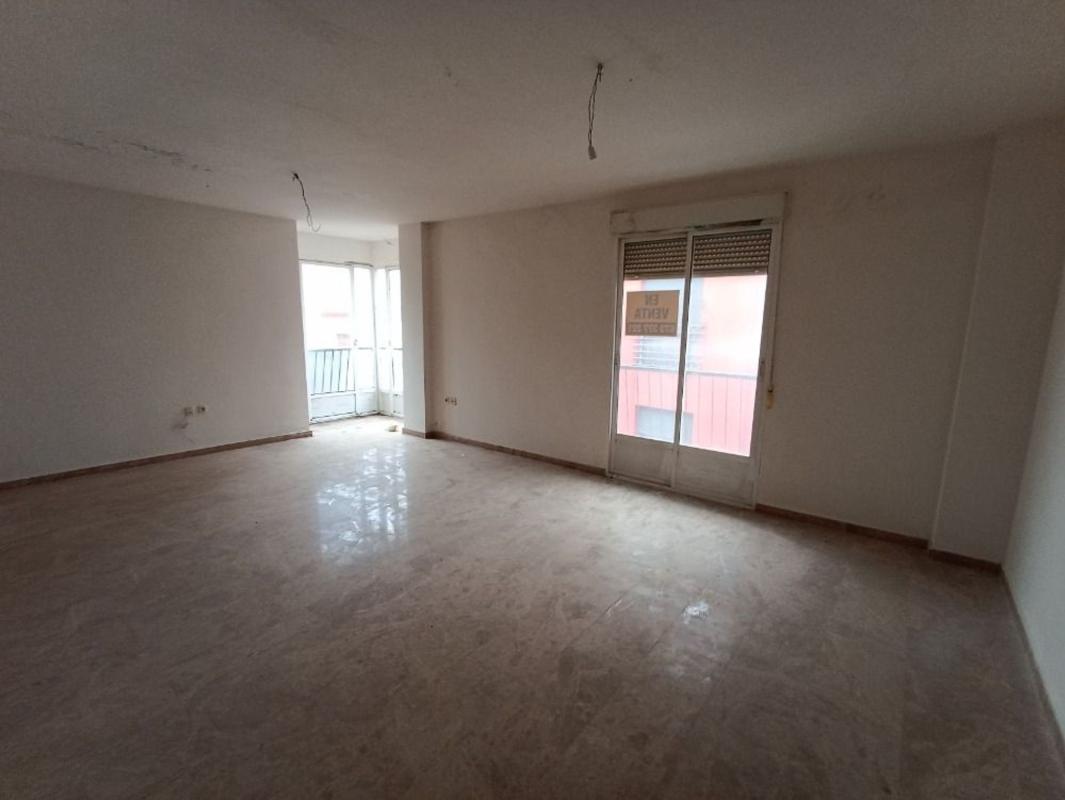 Sprzedaż mieszkania w Piso en Calle Carrera Alta s/n, Torredelcampo, Torredelcampo
photo 2