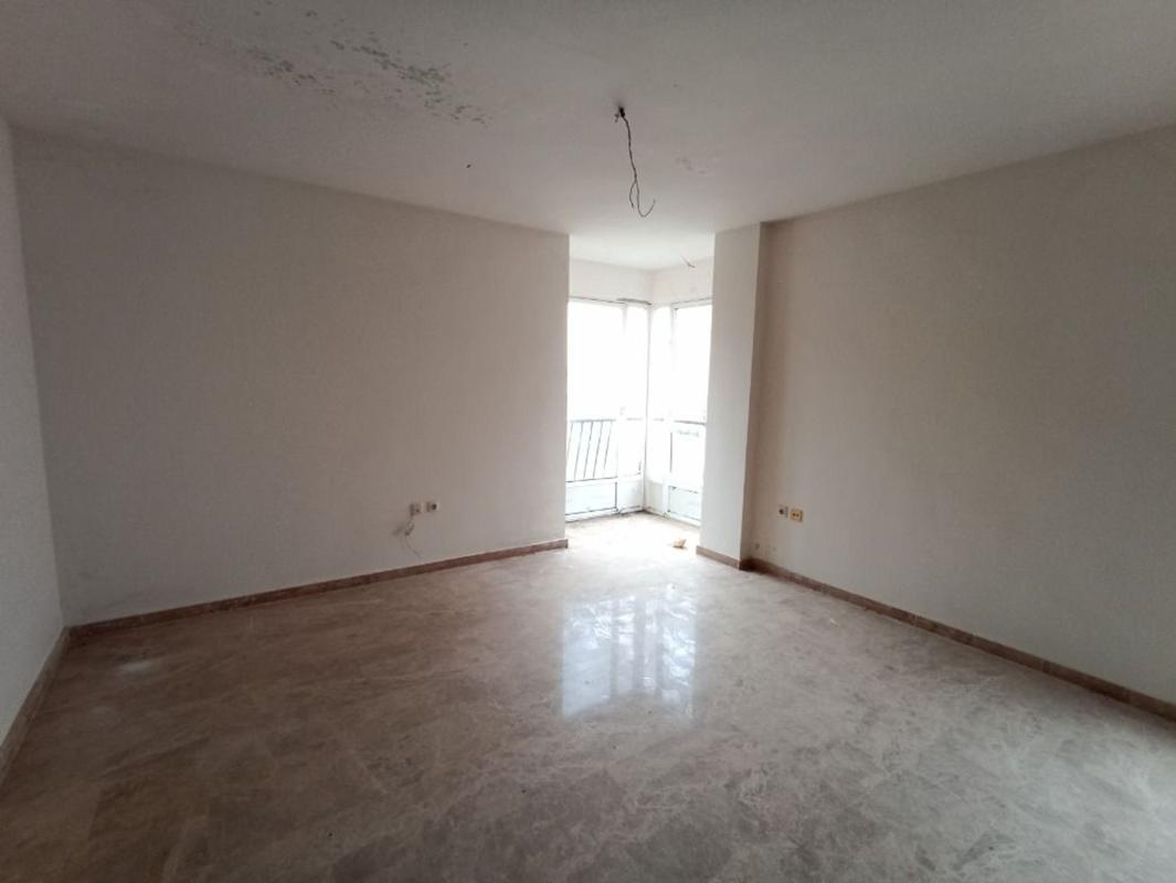 Sprzedaż mieszkania w Piso en Calle Carrera Alta s/n, Torredelcampo, Torredelcampo
photo 4