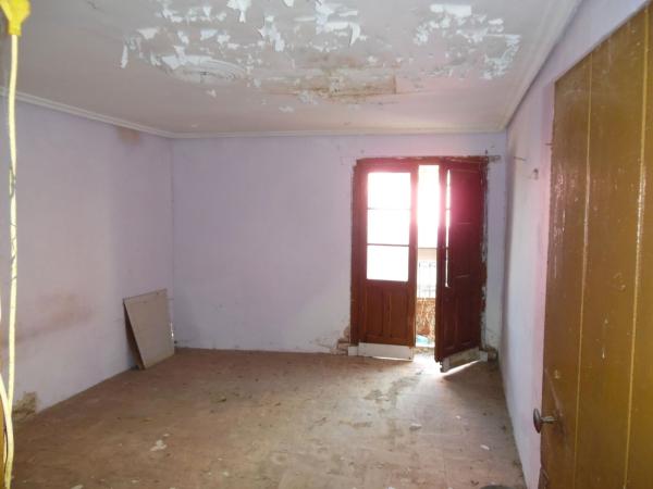Частный шале на продаже в  Casa o chalet en Calle Primicias, 10, Rincon de Soto, Ринкон де Сото photo 3