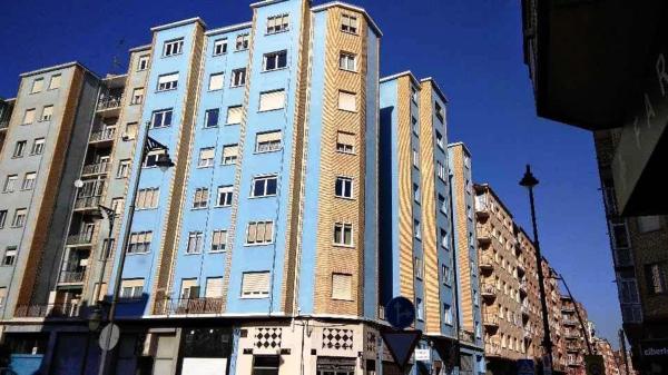 Продажа квартиры на Piso en Calle Vélez de Guevara, 36, Juzgados, Logroño, Логроньо
photo 1