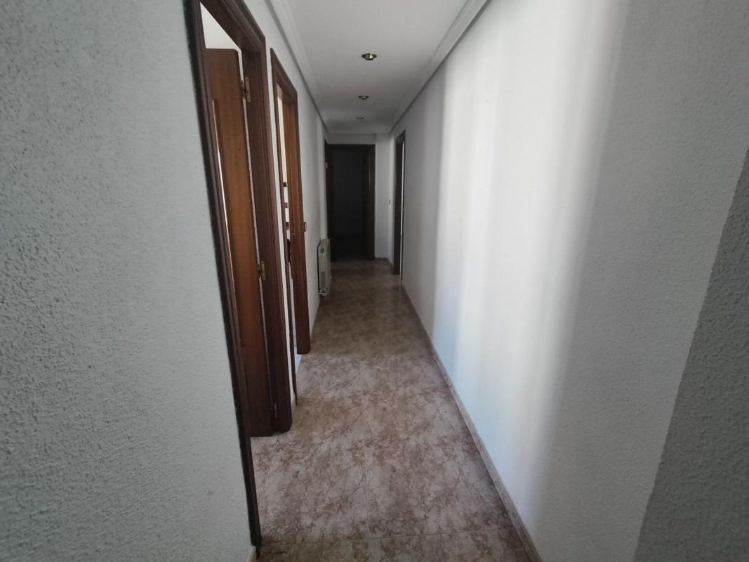 Venta de piso en Piso en Calle Vélez de Guevara, 36, Juzgados, Logroño, Logroño
 photo 3