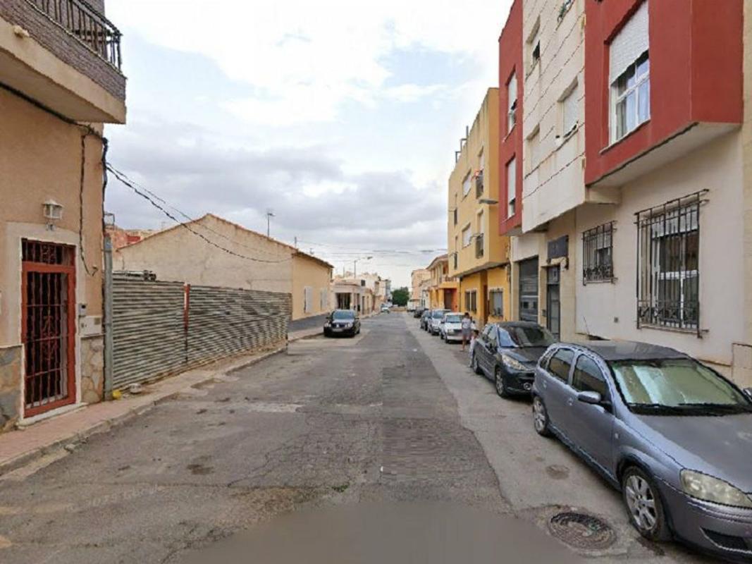 Sprzedaż mieszkania w Piso en Calle de Juan Sebastián Elcano s/n, Totana, Totana
photo 1