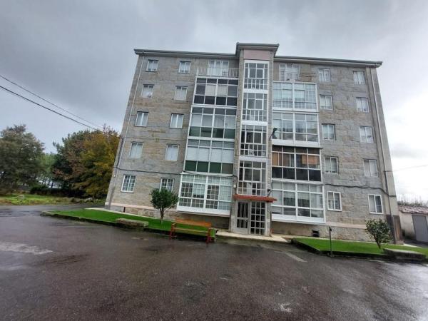 Venta de piso en Piso en Grupo Virxe do Cristal, 21, Celanova, Celanova
photo 1