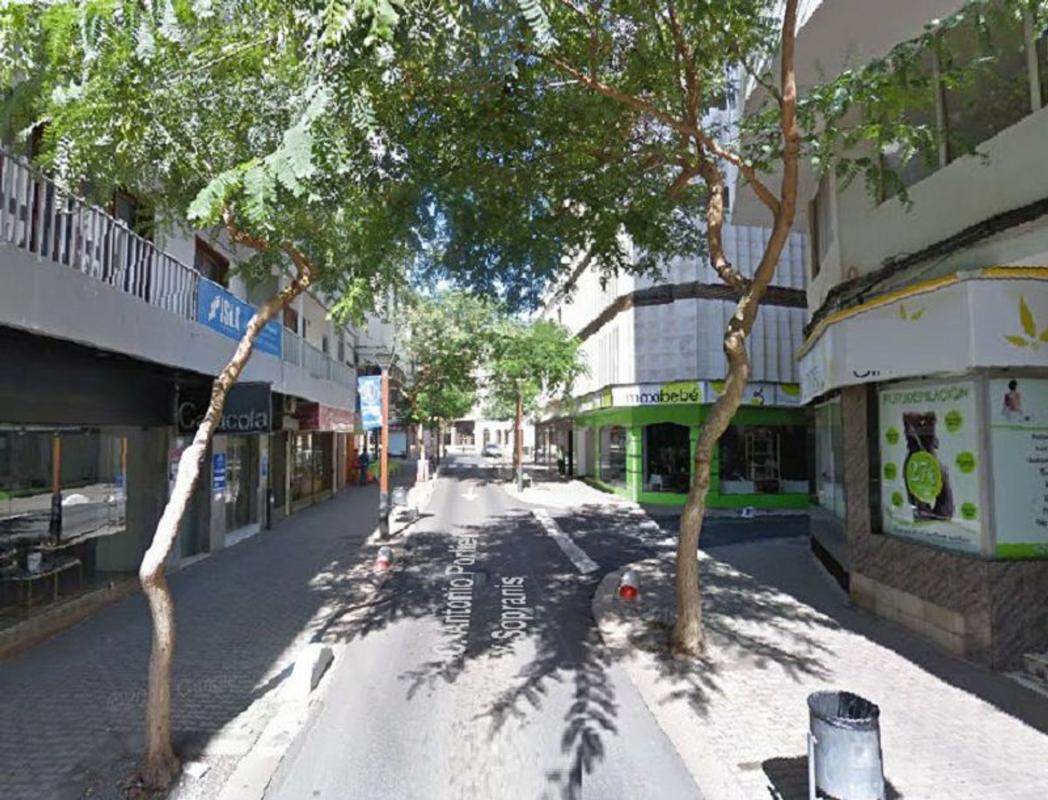 Sprzedaż mieszkania w Piso en Calle Antonio Porlier y Sopranis s/n, Centro, Arrecife, Arrecife
photo 1
