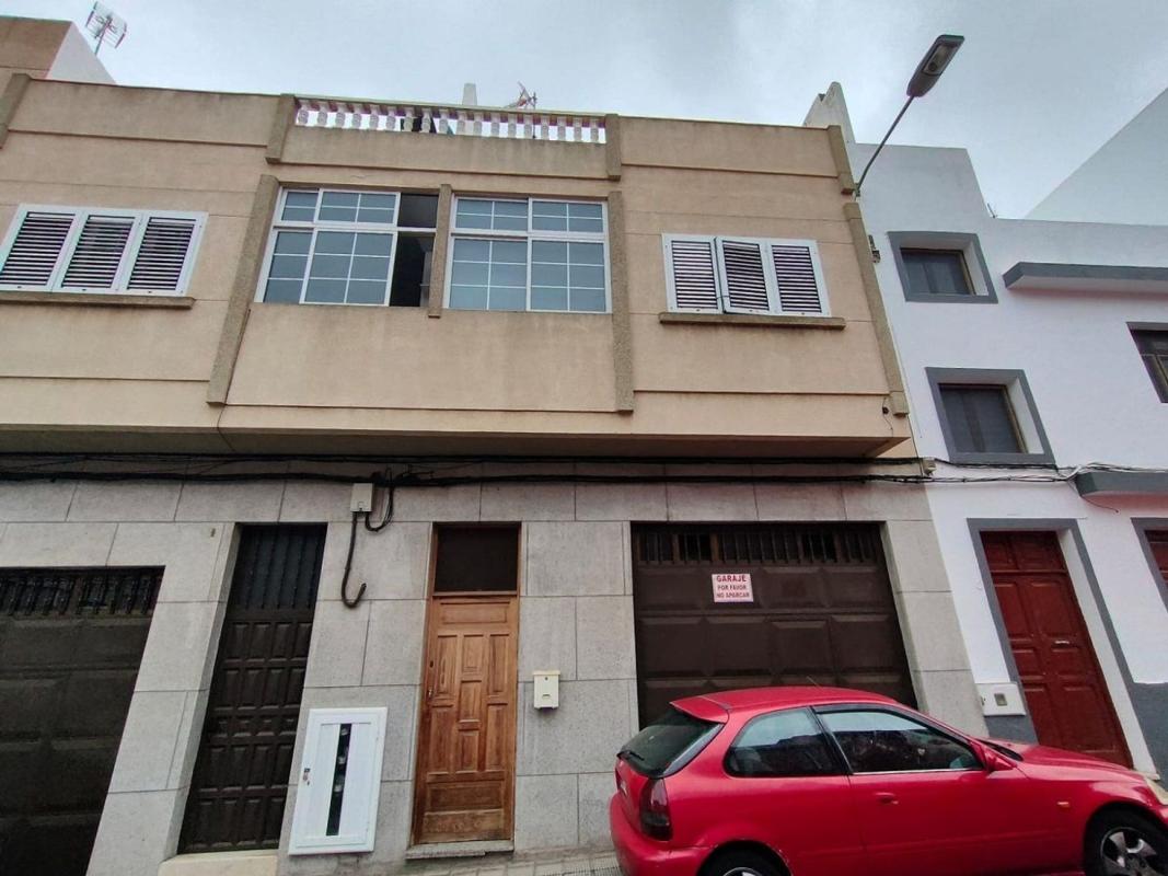 Sprzedaż mieszkania w Piso en Calle el Mesías, 13, Tamaraceite, Las Palmas de Gran Canaria, Las Palmas de Gran Canaria
photo 1