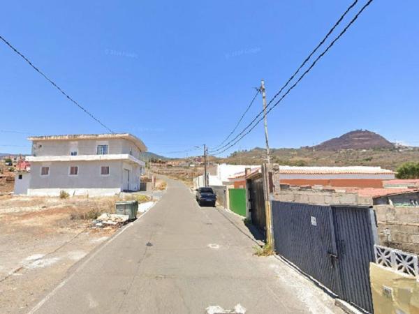 Продажа квартиры на Piso en Calle los Toscales s/n, Machado-Las Barreras, El Rosario, Эль Росарио
 photo