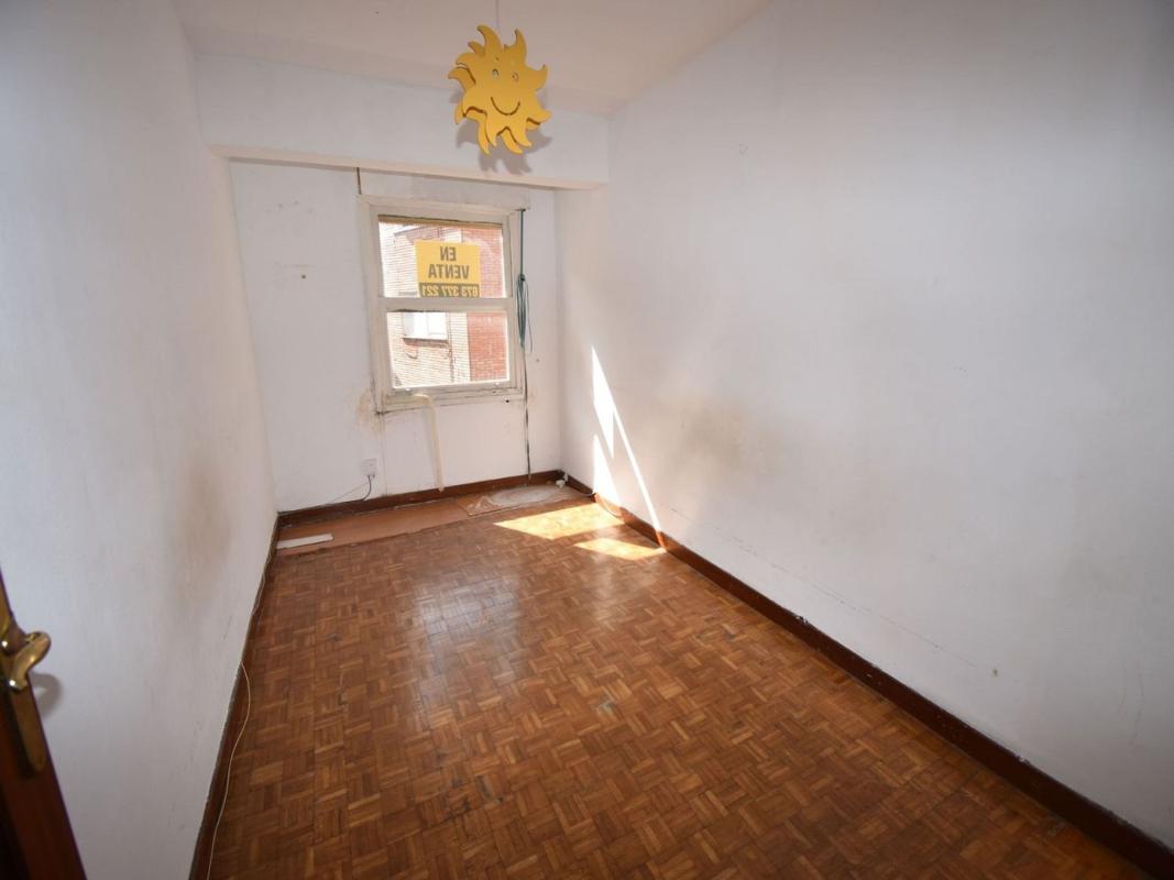 Venta de piso en Piso en Calle Marqués del Robrero, 7, Santoña, Santoña
photo 5