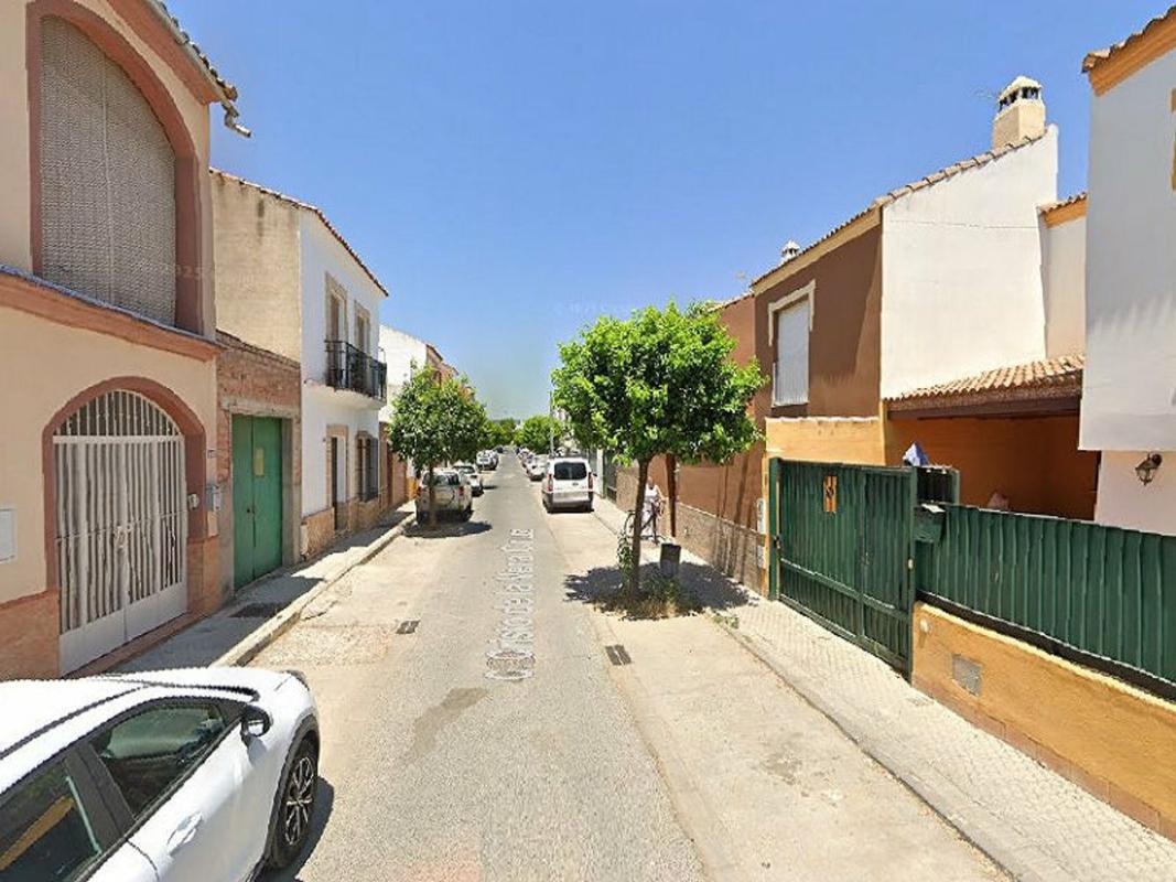 Venta de piso en Piso en Calle Cristo de la Vera Cruz s/n, Villaverde del Río, Villaverde del Río
photo 1
