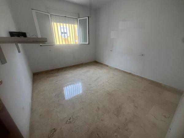 Independent chalet for sale in Casa o chalet en Calle Camilo José Cela, 51, Castilleja de Guzman, Castilleja de Guzmán
thumbnail 2