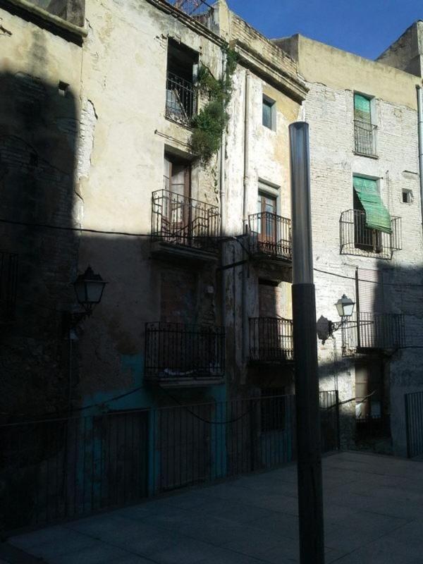 Sprzedaż niezależnego domku jednorodzinnego w Casa o chalet en Travesía de Sant Lluís, 3, Centre, Tortosa, Tortosa photo 1