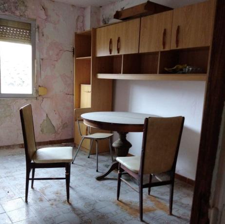Частный шале на продаже в Casa o chalet en Calle Llevant, Flix, Фликс thumbnail 2