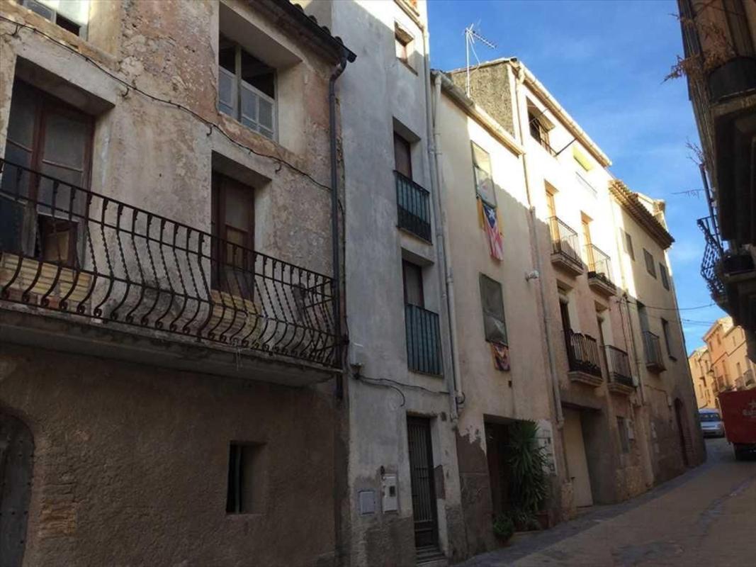 Venta de piso en Piso en Calle de la Font, 16, La Figuera, La Figuera
photo 1