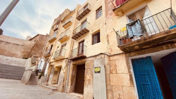 Частный шале на продаже в  Casa o chalet en Calle del Replà, 26, Centre, Tortosa, Тортоса photo 2