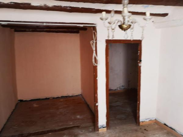 Частный шале на продаже в  Casa o chalet en Calle Ramon de Ganagot, 10, Alforja, Алфорха photo 3