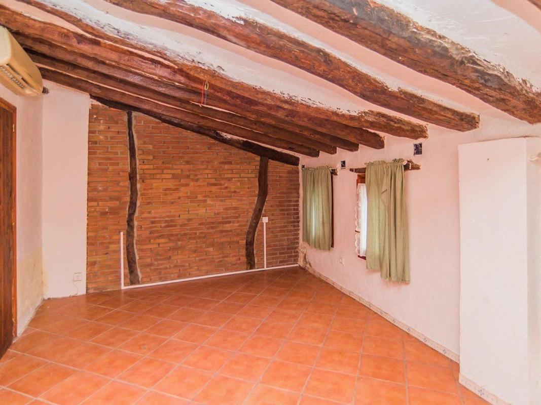 Sprzedaż niezależnego domku jednorodzinnego w Casa o chalet en Calle de Bonaire, Mora d'Ebre, Mora d'Ebre photo 3