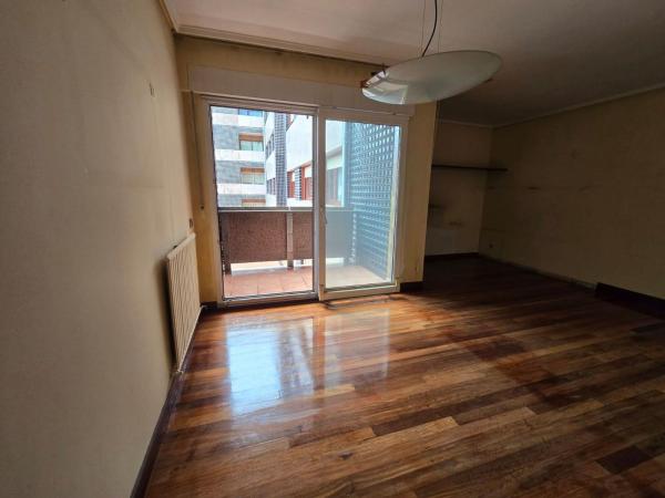 Продажа квартиры на Piso en Iparragirre Etorbidea, 58, Centro Urbano-Hirigunea, Leioa, Леайо
 photo 3
