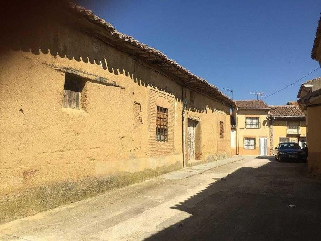 Продажа отдельного шале в Casa o chalet en Calle Progreso, 2, Pinilla de Toro, Пинилья-де-Торо photo 3