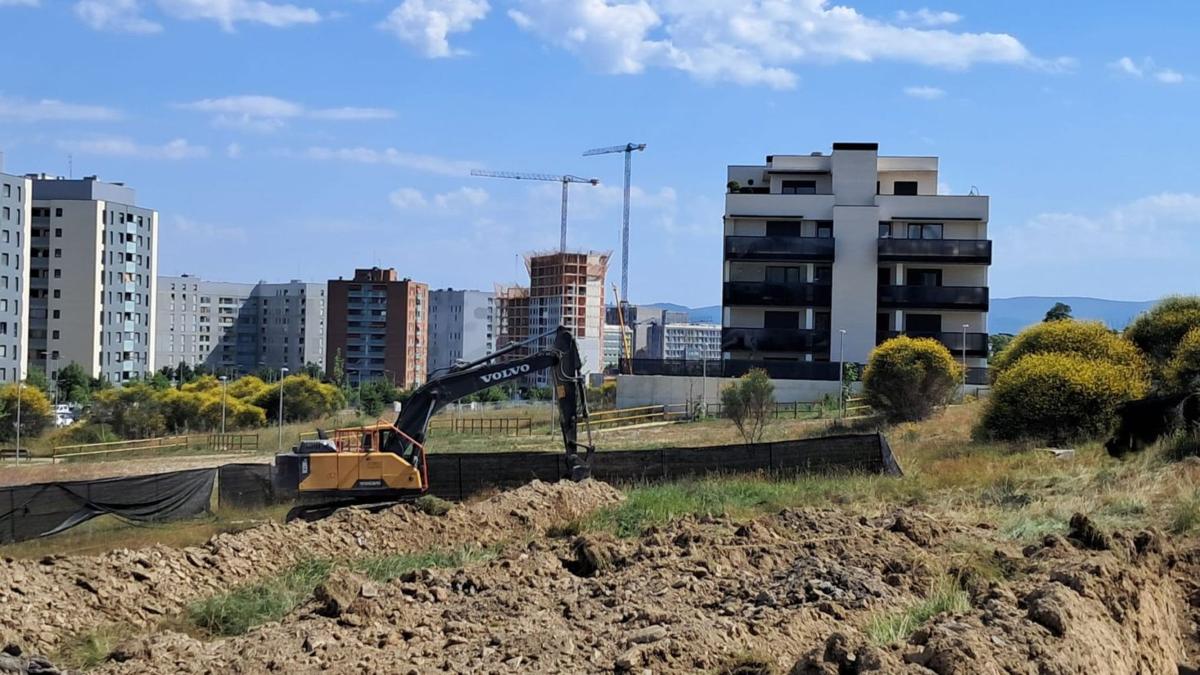 Venta de piso en Piso en Calle Mariana Pineda Muñoz Kalea, 30, Salburua, Vitoria-Gasteiz, Vitoria-Gasteiz
photo 1